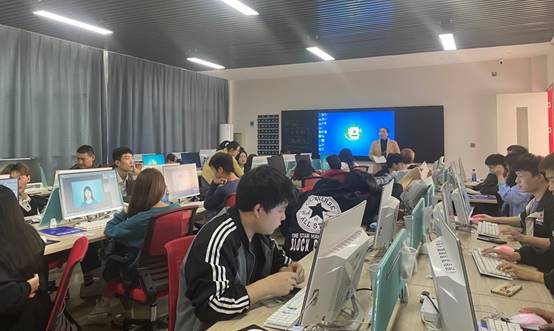 谈球吧体育官网入口