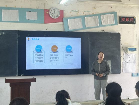 谈球吧体育官网入口