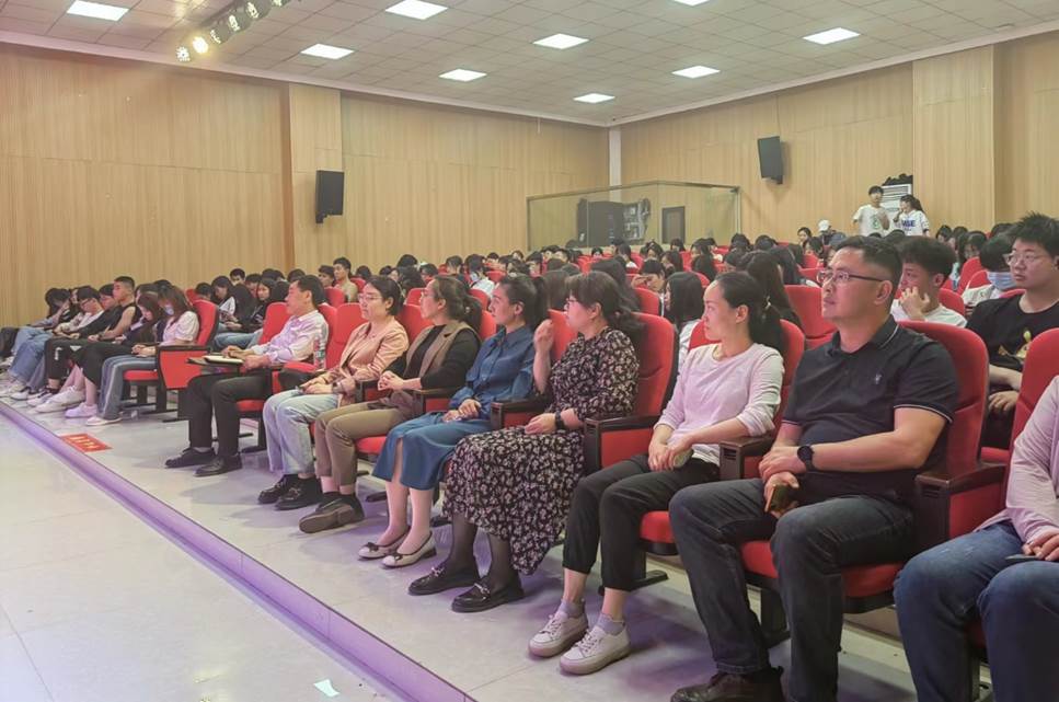 谈球吧体育官网入口