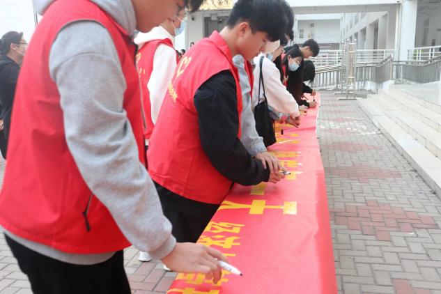 谈球吧体育官网入口